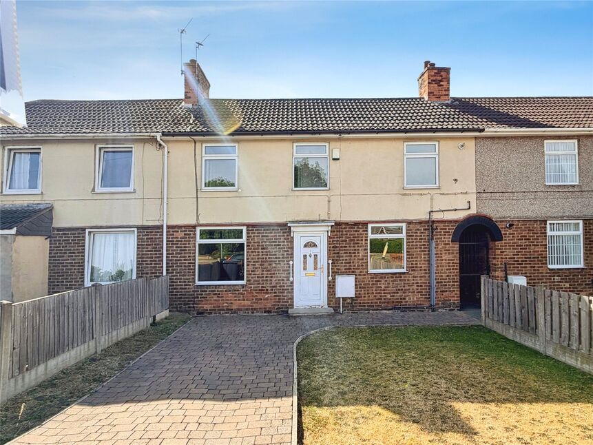 3 bedroom Mid Terrace House for sale