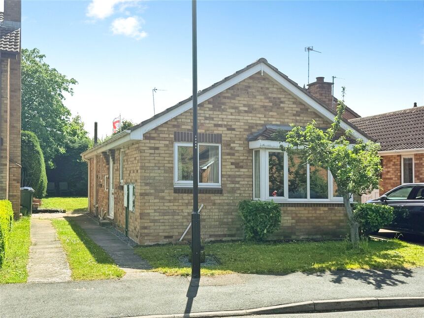 Main image of 2 bedroom Detached Bungalow for sale, Sunningdale Close, Doncaster, South Yorkshire, DN4