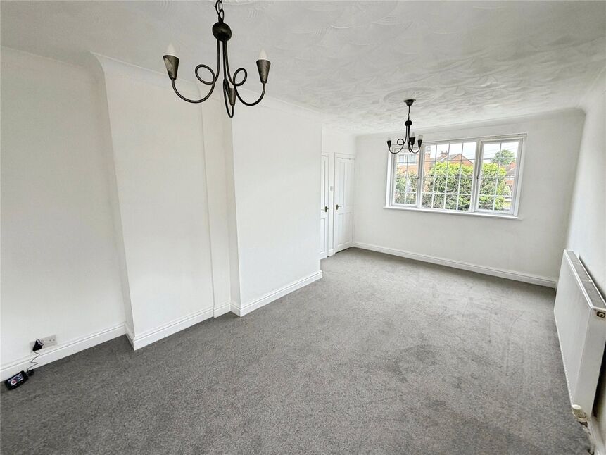 Sitting / Dining Room