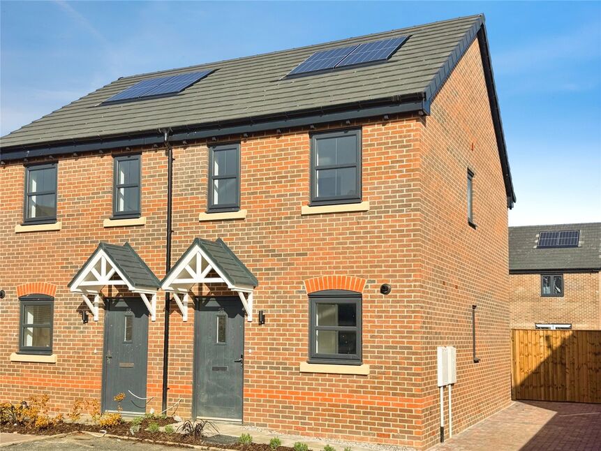 Main image of 2 bedroom Semi Detached House for sale, Donnelly Road, Armthorpe, Doncaster, DN3