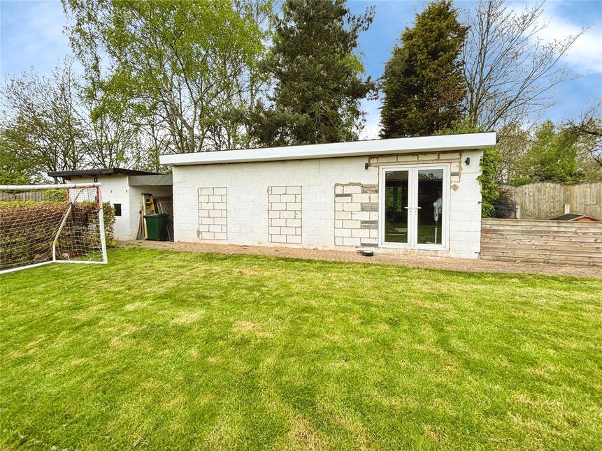 Store / Workshop Gym