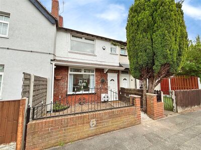 3 bedroom Mid Terrace House for sale