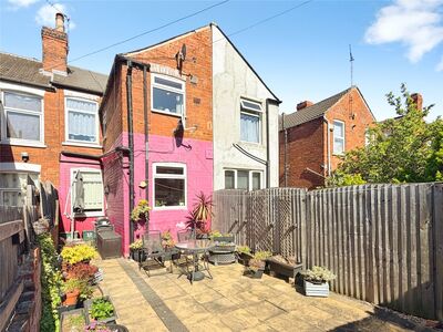 Stanhope Road, 3 bedroom Mid Terrace House for sale, &pound;120,000
