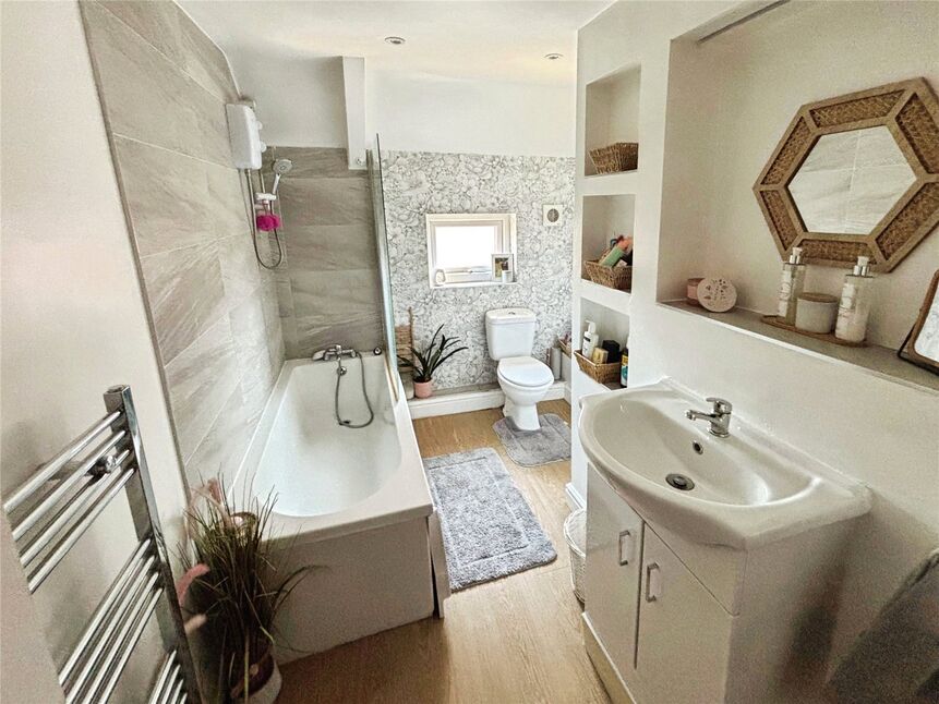 Bathroom / Wc