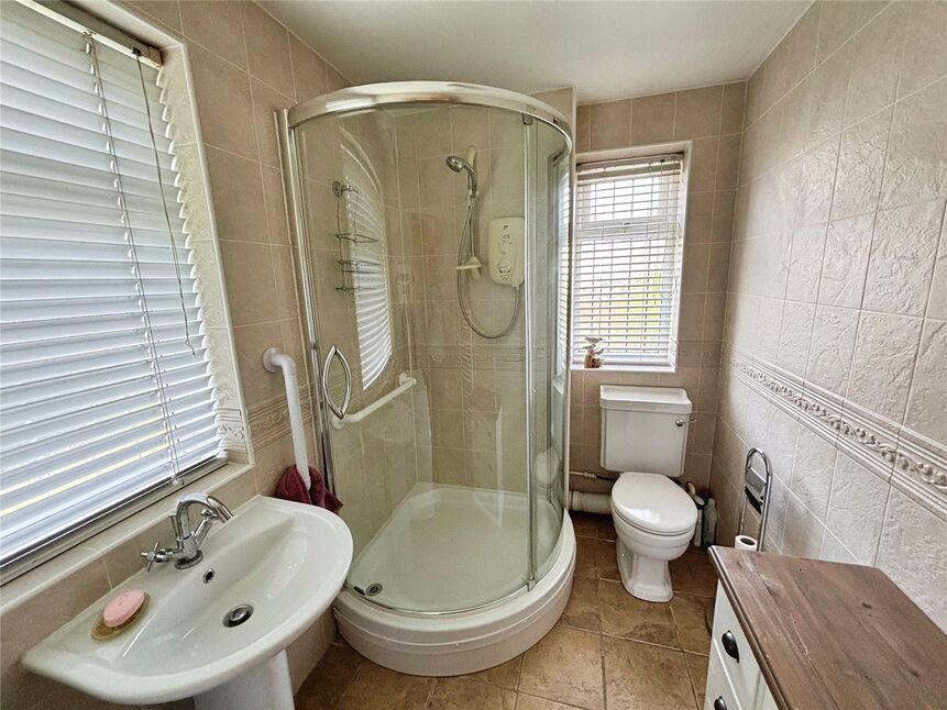 Shower Room / Wc