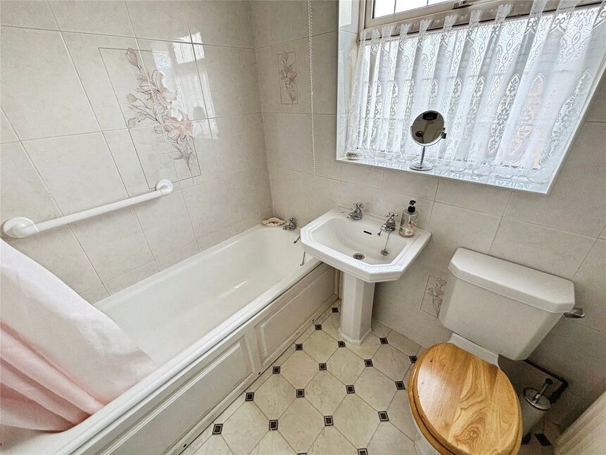 Bathroom / Wc