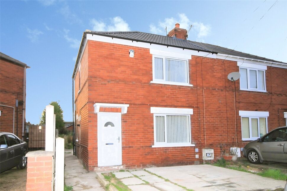 Main image of 3 bedroom Semi Detached House to rent, Mayfield Avenue, Stainforth, South Yorkshire, DN7