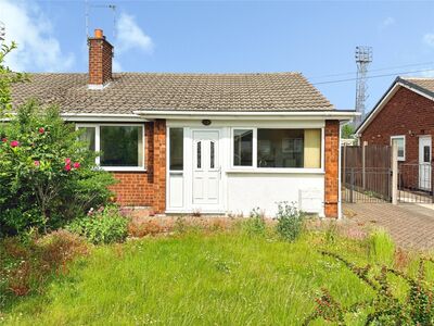 2 bedroom Semi Detached Bungalow for sale
