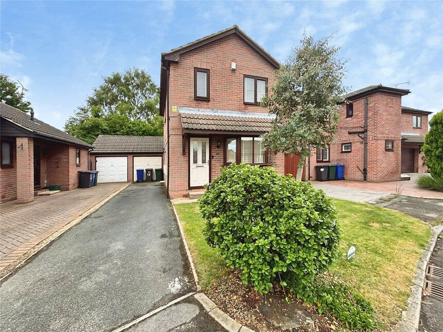 Main image of 3 bedroom Detached House to rent, Paddock Close, Doncaster, South Yorkshire, DN5