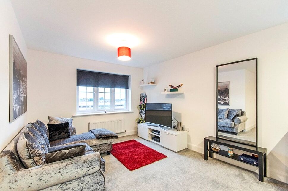 Living Room / Kitchen / Dining Room