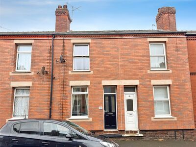 2 bedroom Mid Terrace House for sale