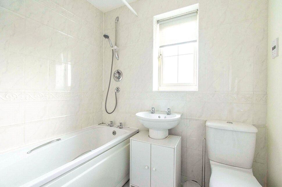 Bathroom / Wc