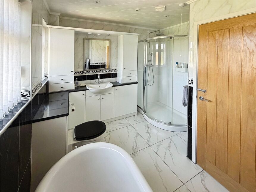 Bathroom / Wc