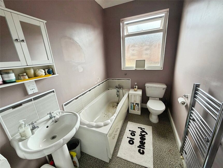 Bathroom / Wc