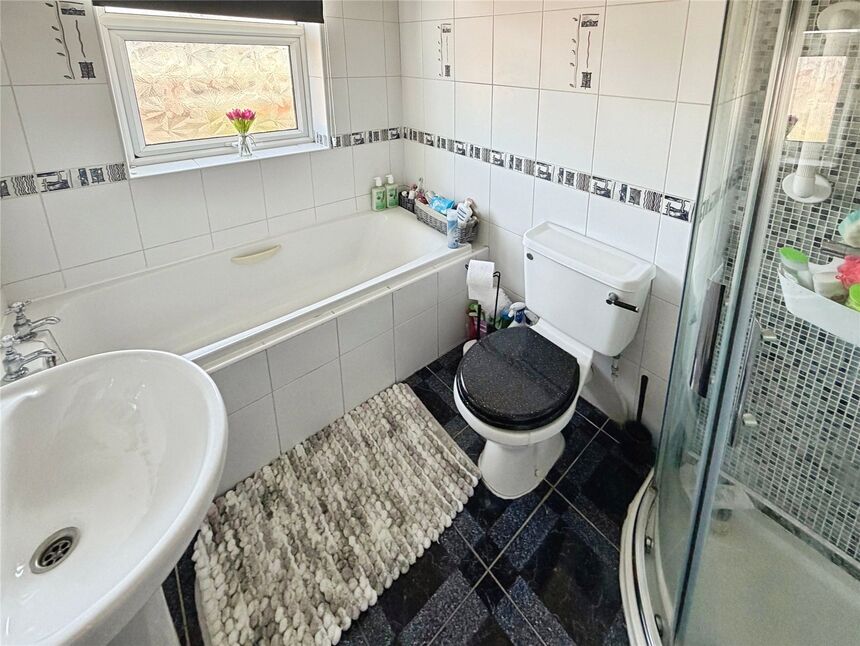 Bathroom / Wc