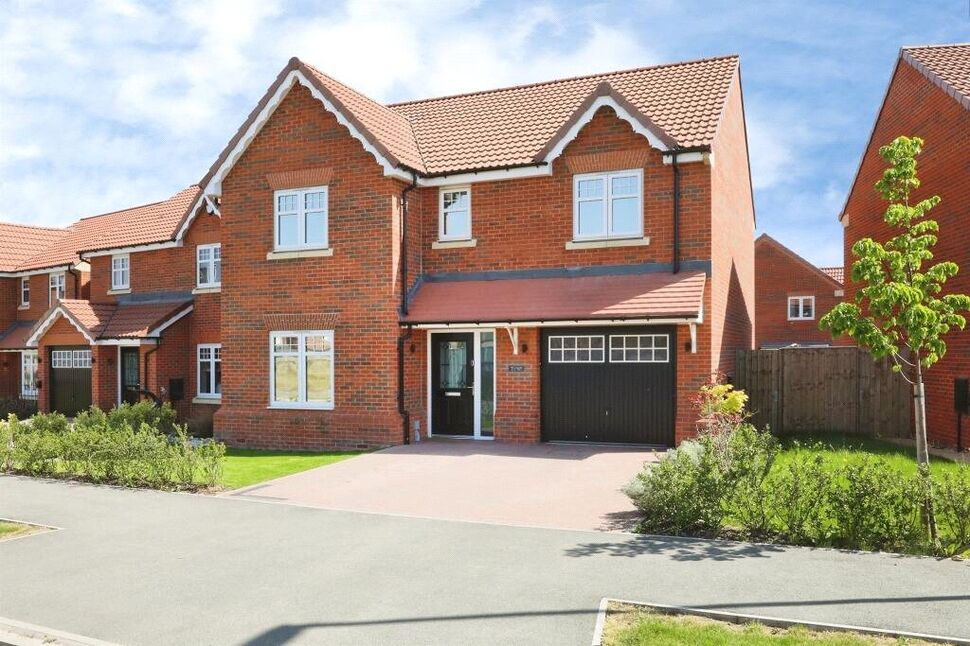 Main image of 4 bedroom Detached House for sale, Butterfly Way, New Rossington, South Yorkshire, DN11