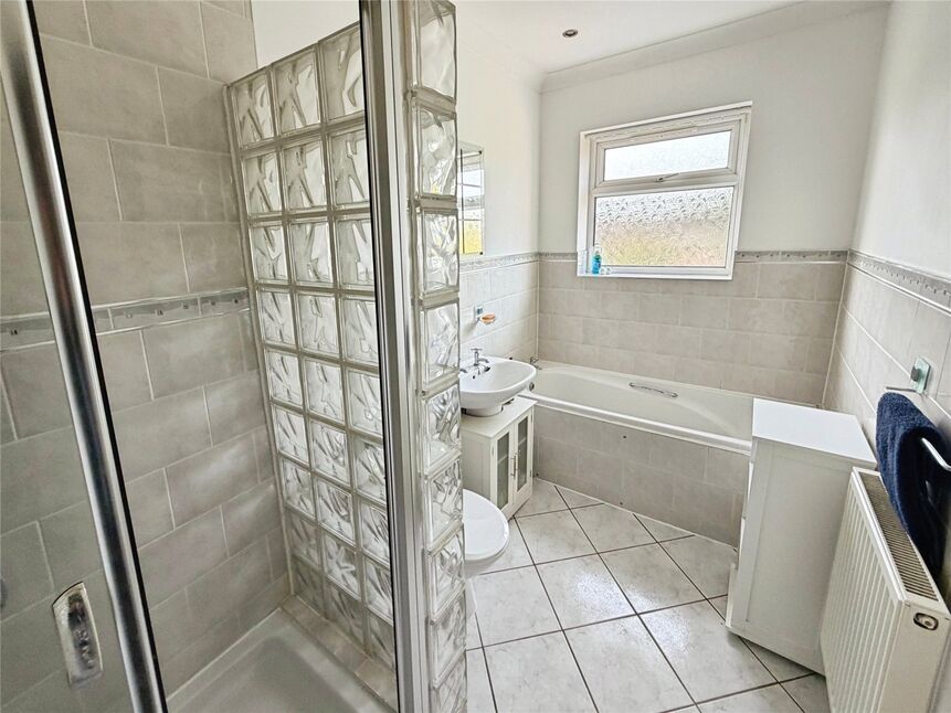 Bathroom / Wc