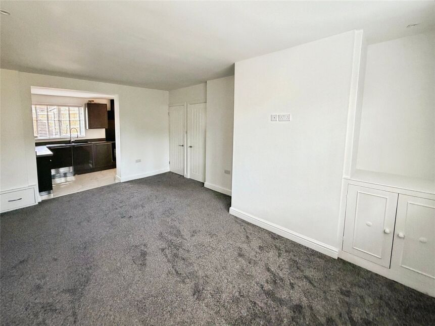 Sitting / Dining Room