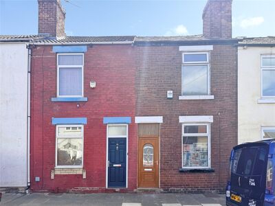 Don Street, 2 bedroom Mid Terrace House for sale, &pound;65,000