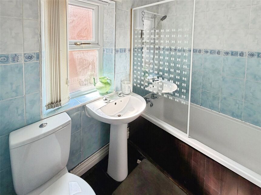 Bathroom / Wc