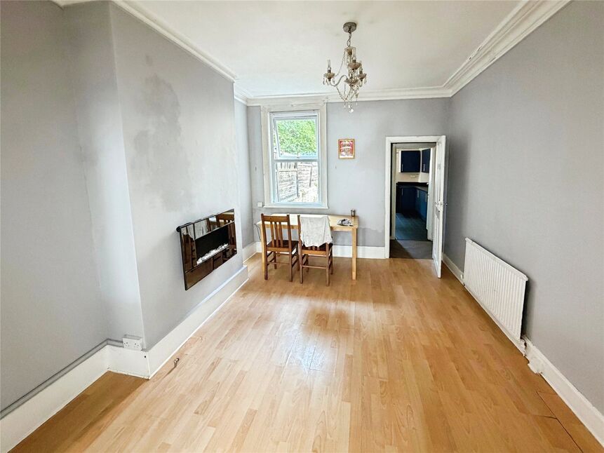 Sitting / Dining Room