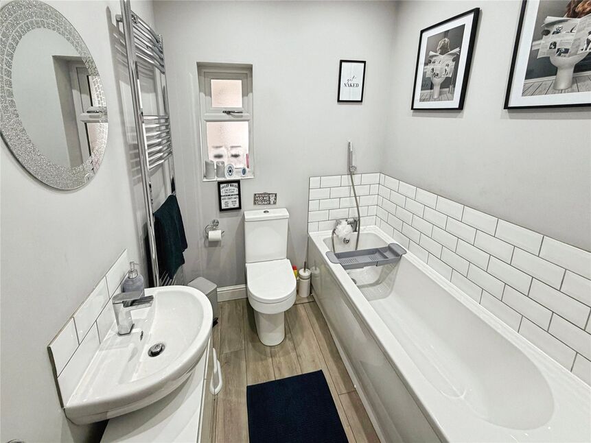 Bathroom / Wc