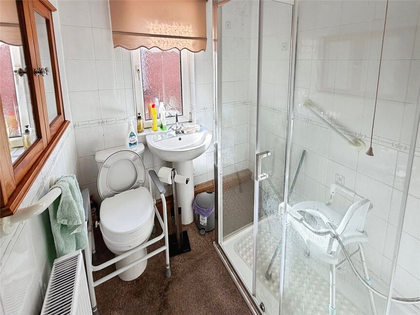 Shower Room / Wc