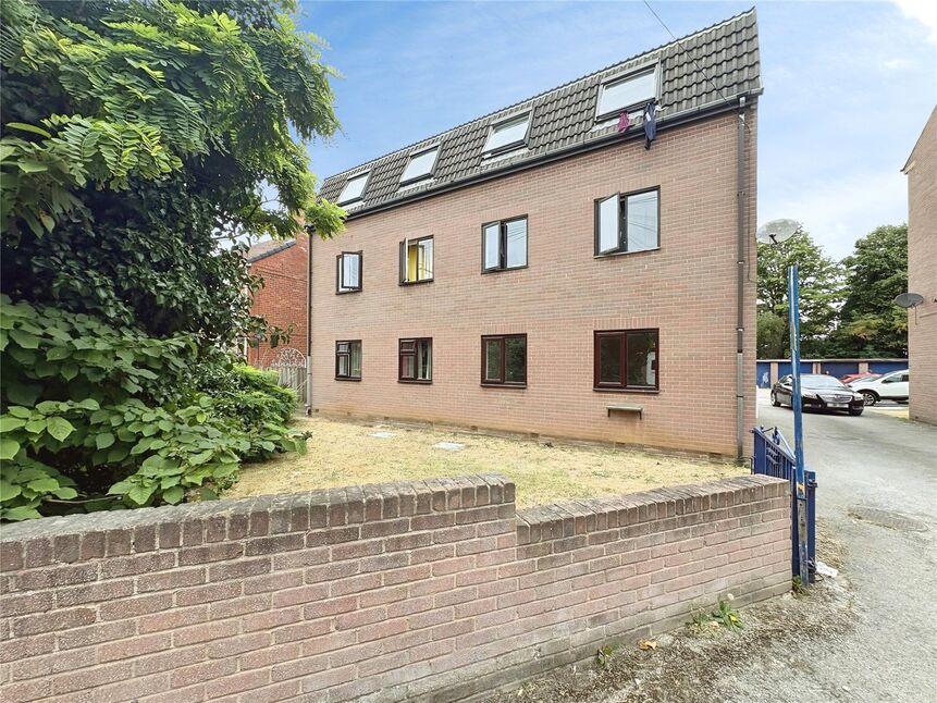 Main image of 2 bedroom Flat to rent, Shadyside, Doncaster, South Yorkshire, DN4