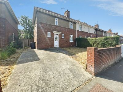 Woodfield Road, 3 bedroom End Terrace House to rent, &pound;895 pcm