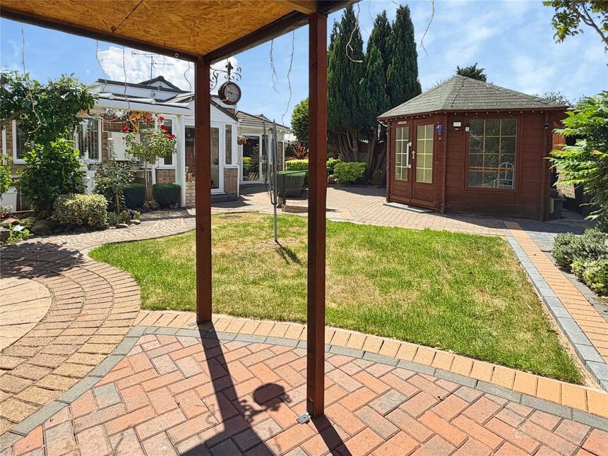 Rear Garden / Outbuildings