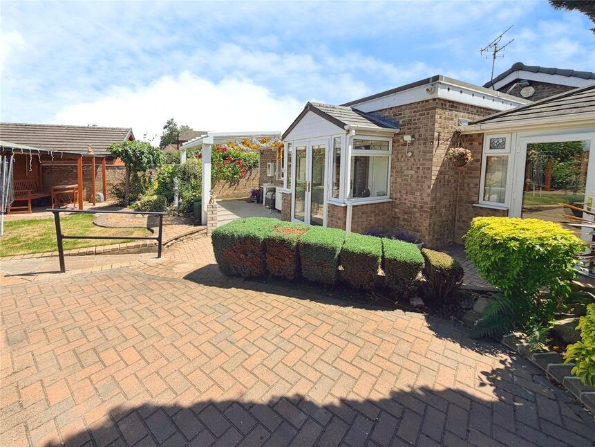 Rear Garden / Outbuildings