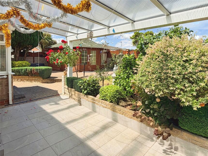 Rear Garden / Outbuildings