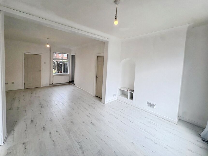 Lounge / dining room
