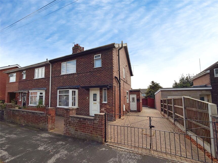 Main image of 3 bedroom Semi Detached House for sale, Clovelly Road, Edenthorpe, South Yorkshire, DN3