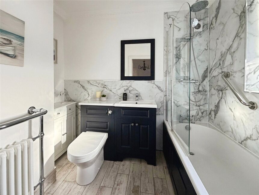Bathroom / Wc