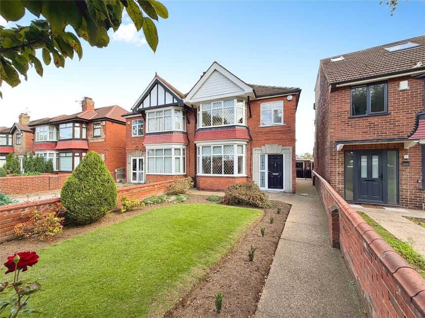 Main image of 3 bedroom Semi Detached House for sale, Thorne Road, Wheatley Hills, Doncaster, South Yorkshire, DN2