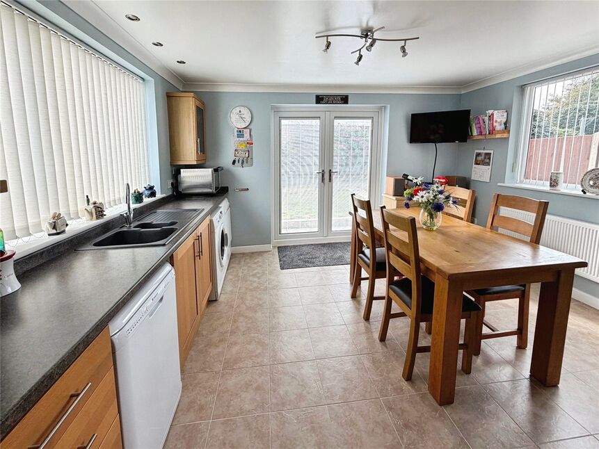 Kitchen / Diner