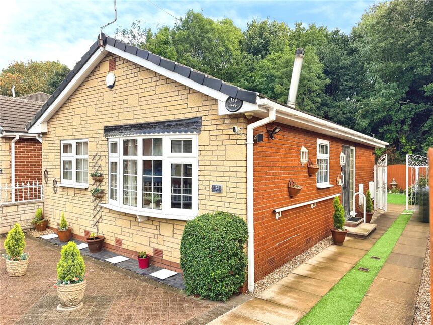Main image of 2 bedroom Semi Detached Bungalow for sale, Arden Gate, Doncaster, DN4