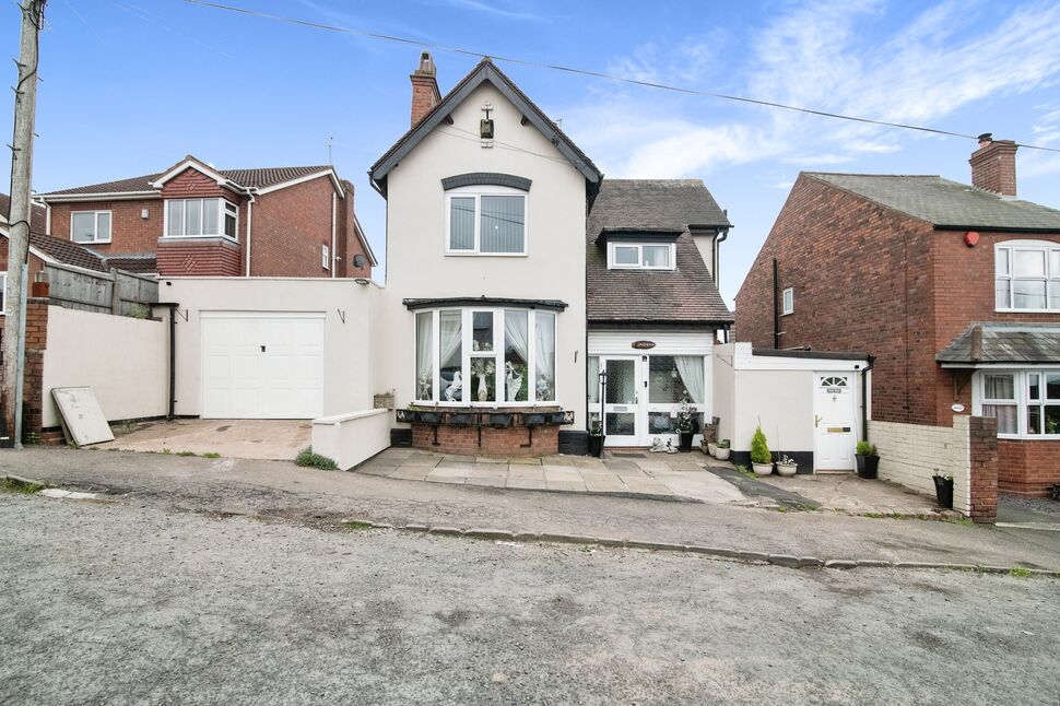 3 bedroom Detached House for sale