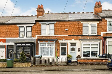 Reginald Road, 2 bedroom Mid Terrace House to rent, £875 pcm