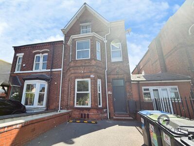 Stanmore Road, 1 bedroom Flat to rent, &pound;900 pcm