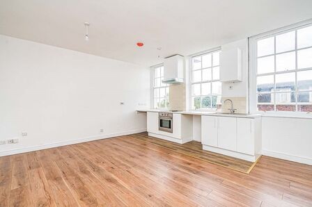 New Street Chambers, 1 bedroom  Flat to rent, £725 pcm