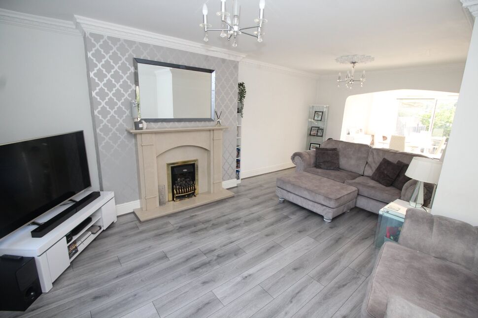 3 bedroom Semi Detached House for sale, St. Peters Road, Dudley, DY2