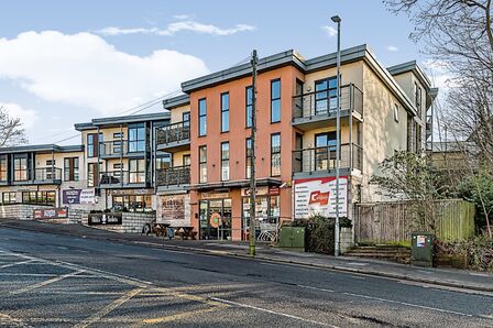 2 bedroom  Flat to rent