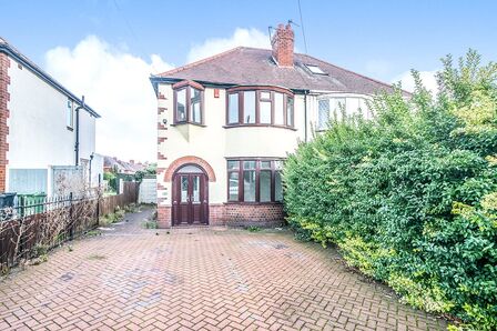 Sedgley Road, 3 bedroom Semi Detached House to rent, £1,300 pcm