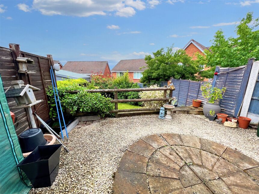 3 bedroom Semi Detached House for sale, Brookes Close, Tividale, B69