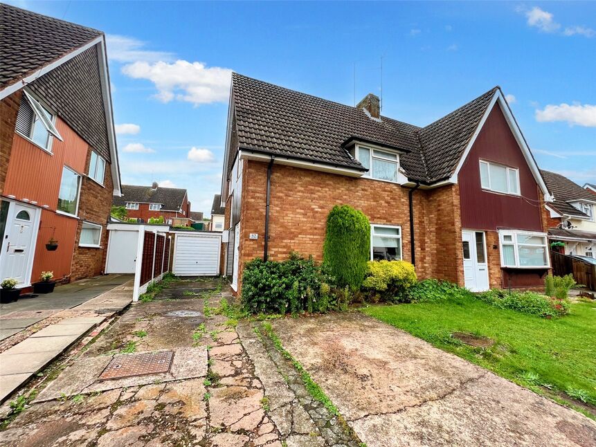 3 bedroom Semi Detached House for sale, St. Peters Road, Dudley, DY2