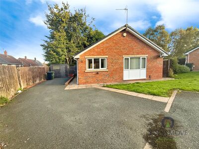 Collingwood Road, 3 bedroom Detached Bungalow to rent, £1,100 pcm