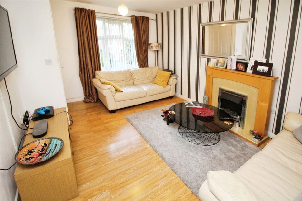 3 bedroom Semi Detached House for sale, Wrens Nest Road, Dudley, DY1