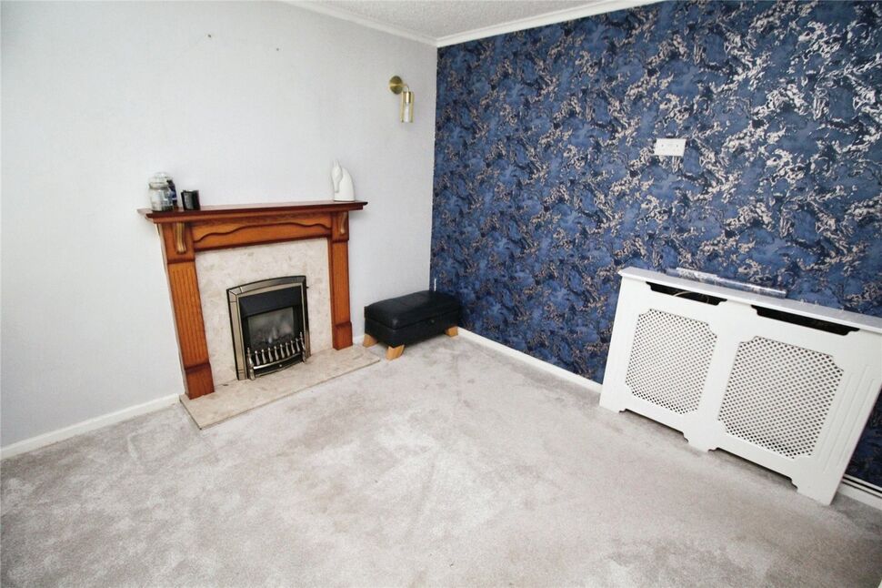 2 bedroom Semi Detached House for sale, Merryfield Road, Dudley, DY1